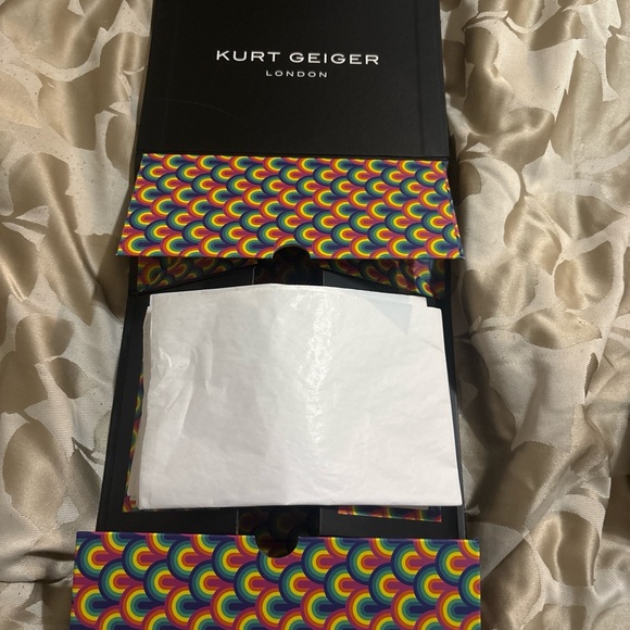 Kurt Geiger Multicolor Rainbow Box - Picture 2 of 3